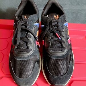 Adidas Men's Tres Run Sneakers